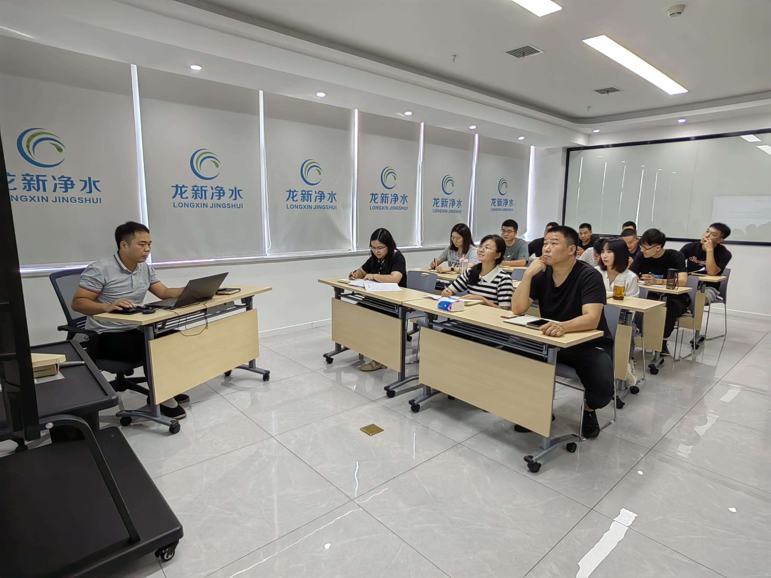 【龍新培訓(xùn)】學(xué)習(xí)正當(dāng)時(shí)，奮楫篤行之