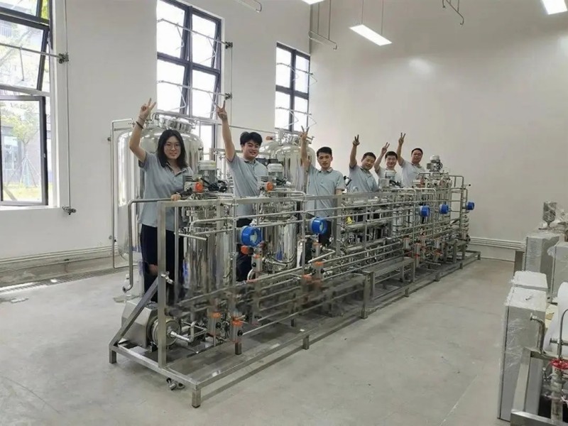 龍新凈水【特別資訊】奮戰(zhàn)一線，四月美凈水人！